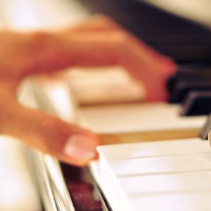 李辉操逼给他爸操了吗
